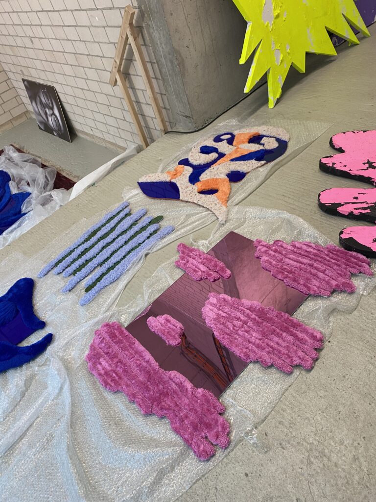 doumorh-elriz-space-setup-exhibition